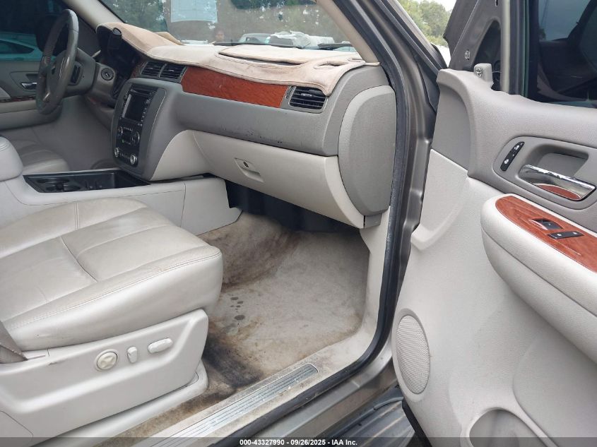 2008 GMC Yukon Slt VIN: 1GKFC13098R230599 Lot: 43327990