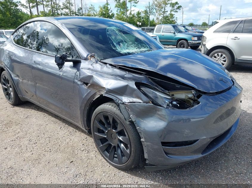 2023 Tesla Model Y Awd/Long Range Dual Motor All-Wheel Drive VIN: 7SAYGDEE6PF750494 Lot: 43328054