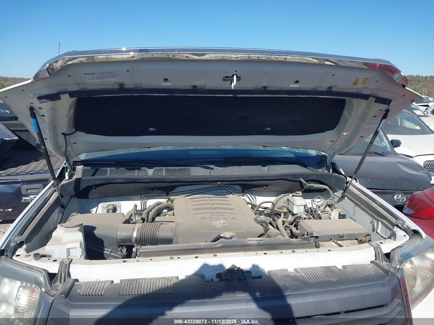 2015 Toyota Tundra Sr5 5.7L V8 VIN: 5TFRY5F19FX174856 Lot: 43328073