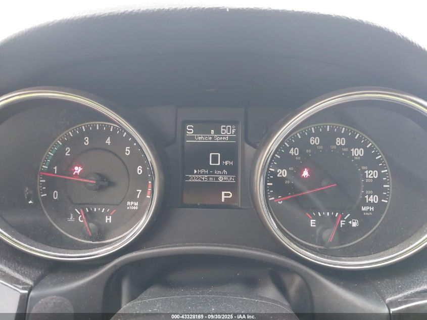 2012 Jeep Grand Cherokee Laredo VIN: 1C4RJFAG1CC128981 Lot: 43328169