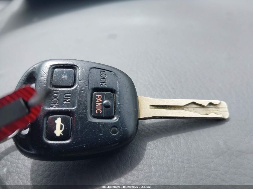 2005 Lexus Es 330 VIN: JTHBA30G255121982 Lot: 43328228