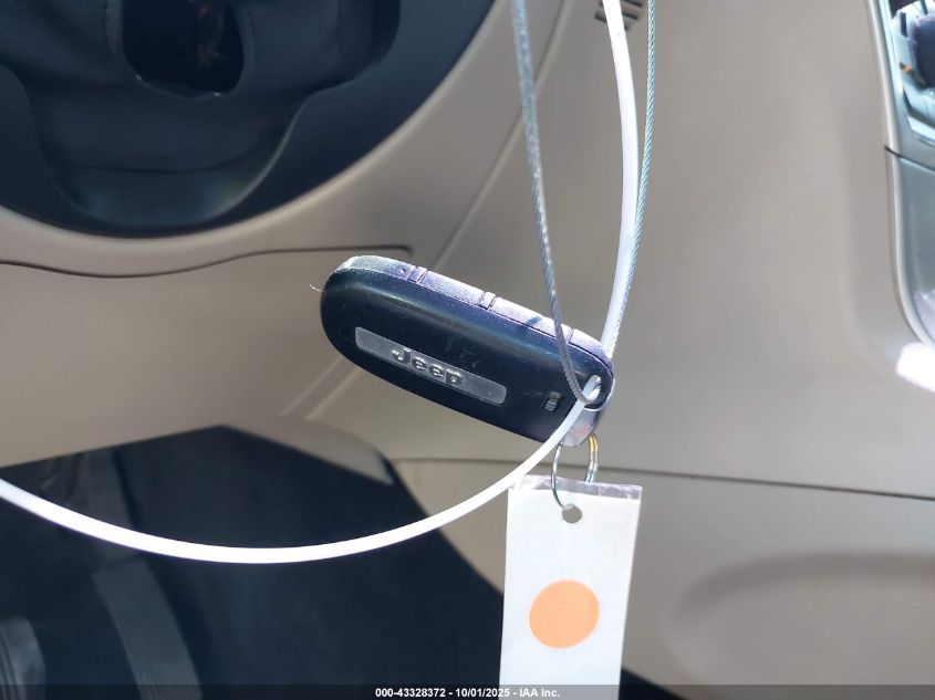 2015 Jeep Grand Cherokee Limited VIN: 1C4RJEBG7FC742642 Lot: 43328372