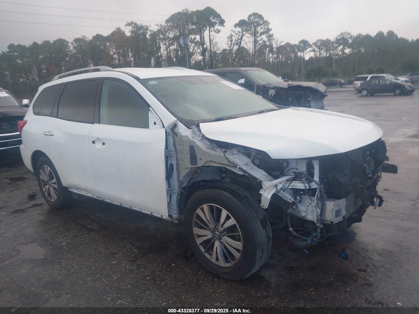 NISSAN PATHFINDER SV