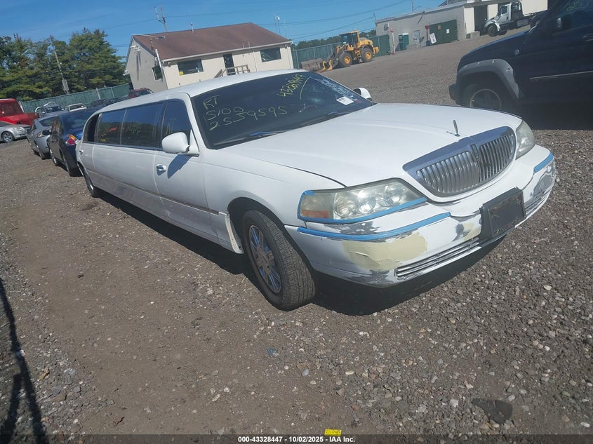 LINCOLN TOWN CAR EXECUTIVE