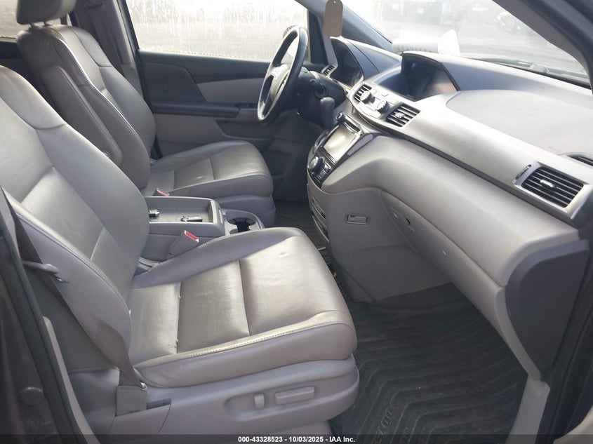 2014 HONDA ODYSSEY TOURING/TOURING ELITE - 5FNRL5H9XEB130424