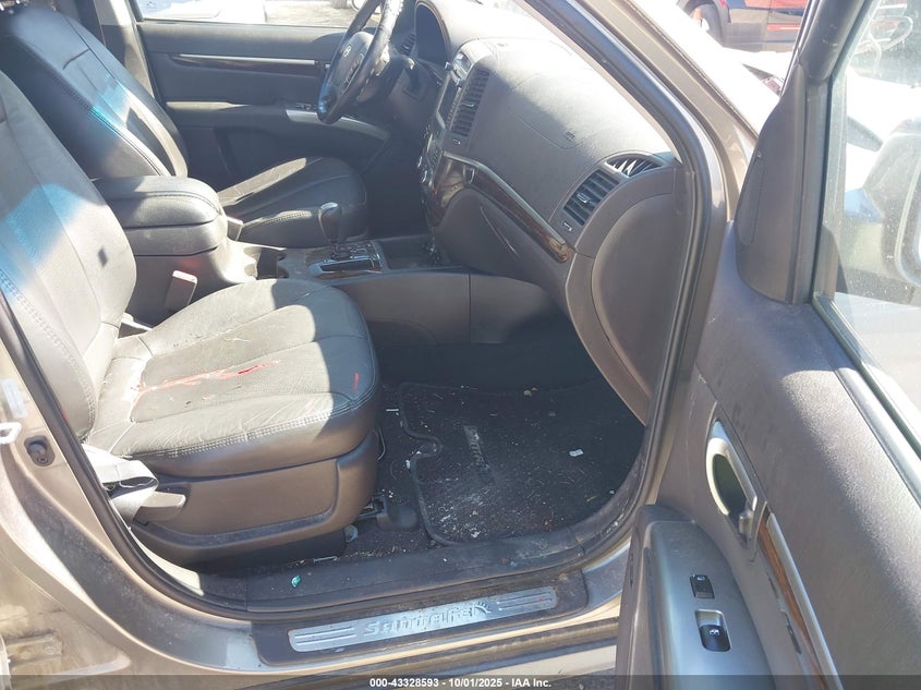 2011 Hyundai Santa Fe Limited V6 VIN: 5XYZKDAGABG082156 Lot: 43328593