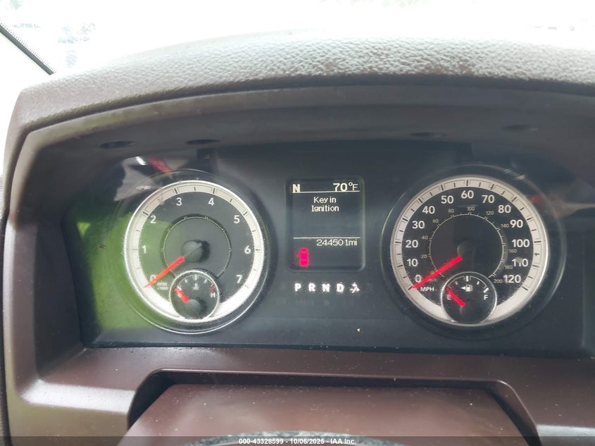 2017 RAM 1500 SLT  4X2 5'7 BOX 1C6RR6LG8HS561210