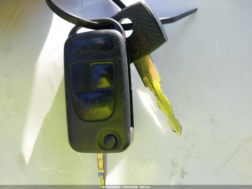 2011 Mercedes-Benz Sprinter 2500 High Roof VIN: WD3PE8CB1B5595520 Lot: 43328604