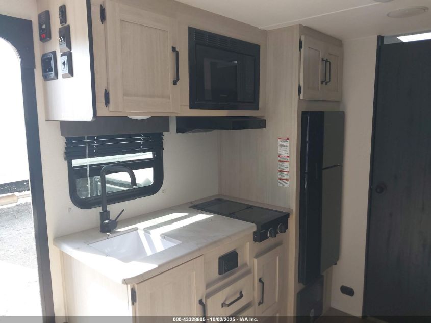 2025 Puma Other VIN: 5ZT2PUECXS4023875 Lot: 43328605