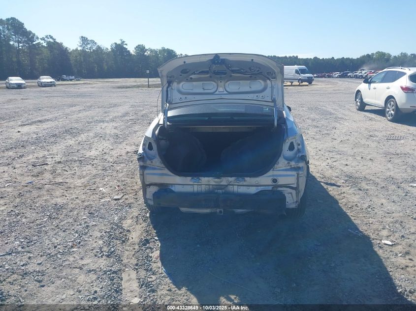 2018 Toyota Corolla L VIN: 5YFBURHE5JP766055 Lot: 43328649