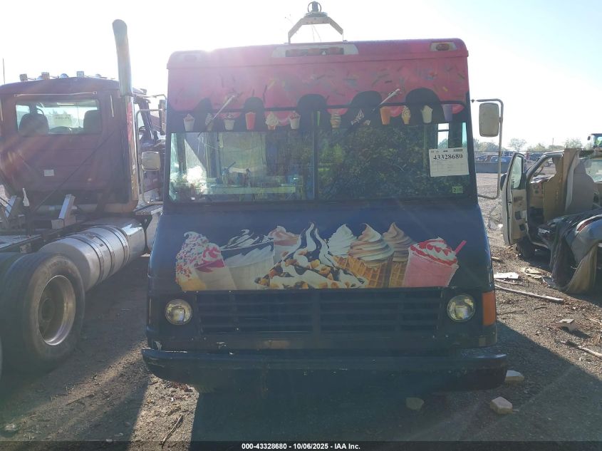 1997 Chevrolet P30 VIN: 1GBKP32R1V3317894 Lot: 43328680