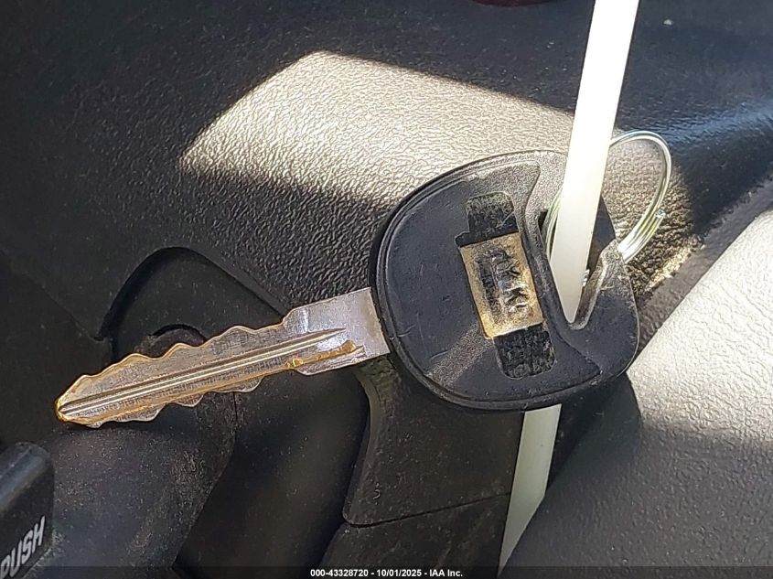 2004 Chevrolet Astro VIN: 1GCDM19X54B107891 Lot: 43328720