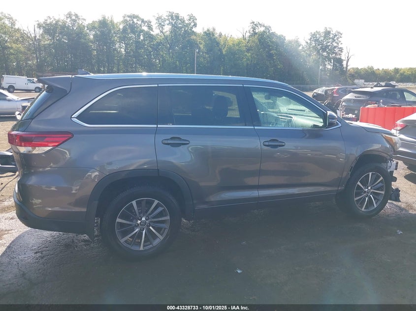 2017 TOYOTA HIGHLANDER XLE - 5TDJZRFH8HS361481