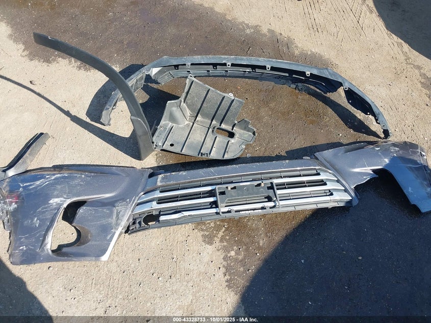 2017 TOYOTA HIGHLANDER XLE - 5TDJZRFH8HS361481