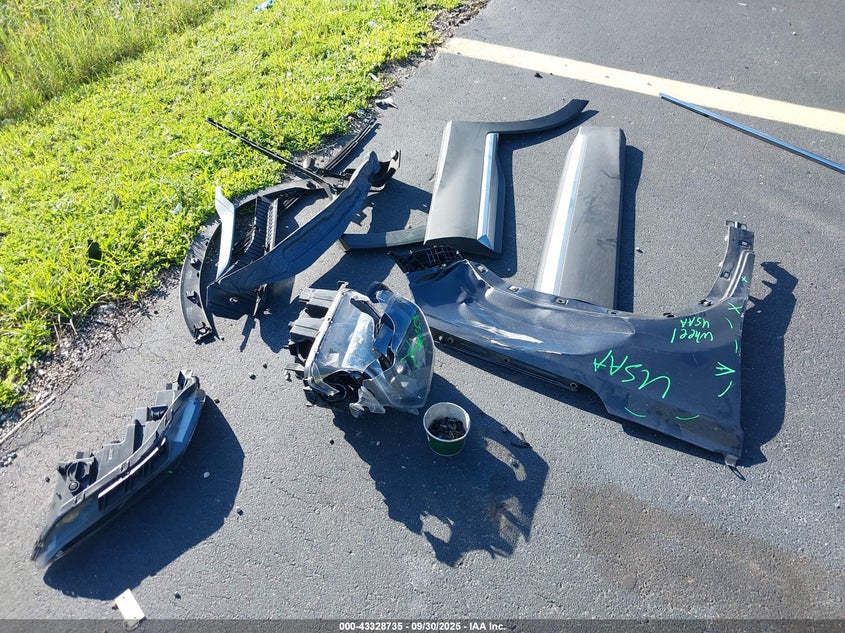 2020 HYUNDAI SANTA FE SE - 5NMS23AD9LH230873