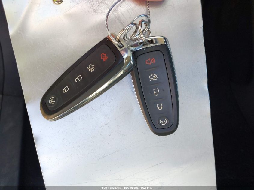 2017 Ford Escape Titanium VIN: 1FMCU0JD2HUC21411 Lot: 43328772