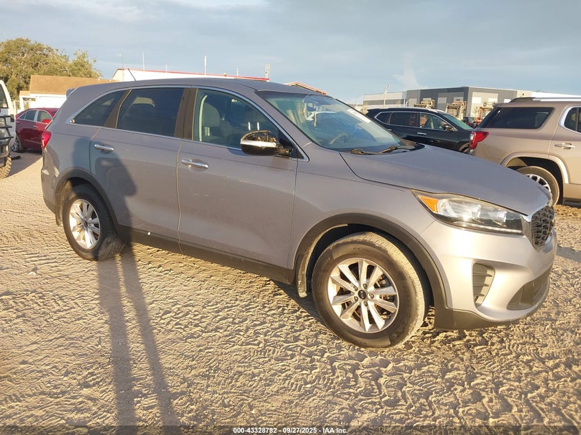 2019 KIA SORENTO 2.4L L - 5XYPG4A30KG610696
