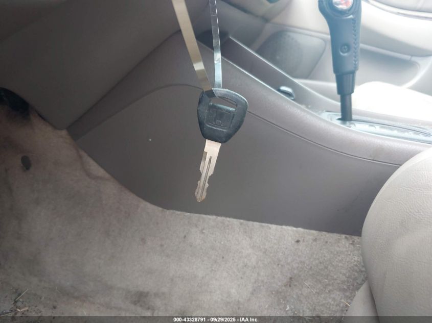 2000 Honda Accord 3.0 Ex VIN: 1HGCG1655YA081764 Lot: 43328791