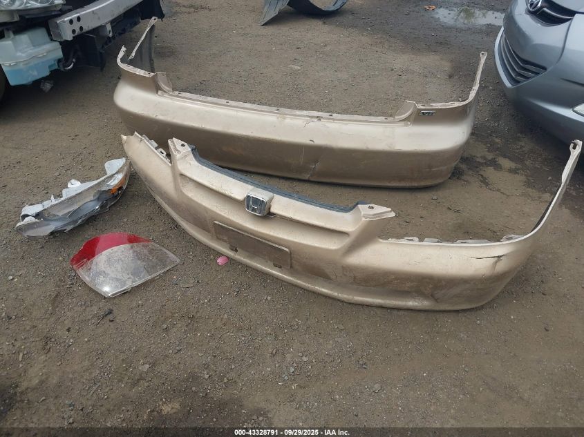 2000 Honda Accord 3.0 Ex VIN: 1HGCG1655YA081764 Lot: 43328791