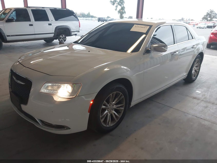 2C3CCAEG0GH207529 2016 CHRYSLER 300C photo no. 2
