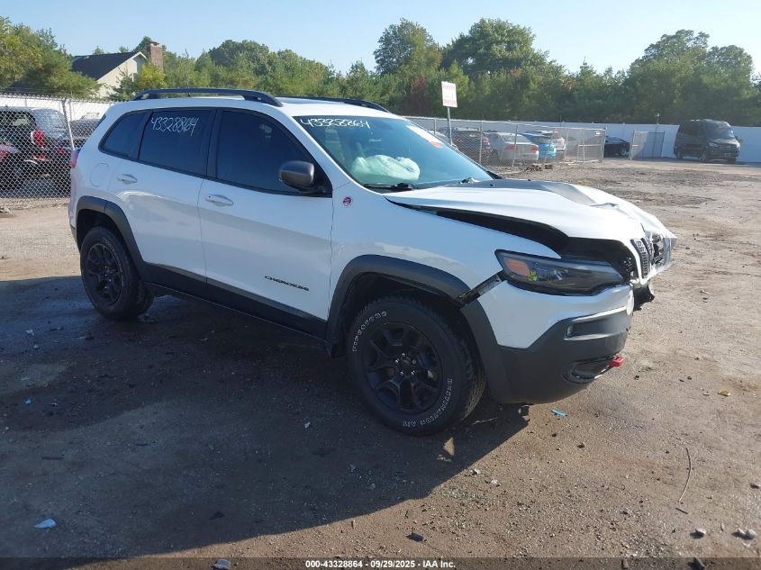 JEEP CHEROKEE TRAILHAWK 4X4