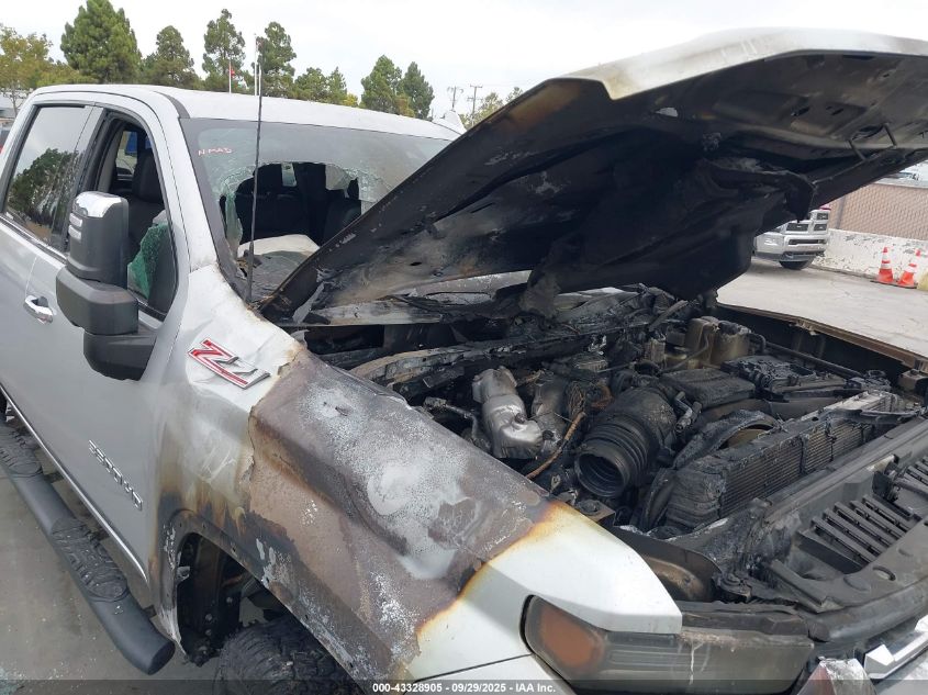 2021 Chevrolet Silverado 3500Hd 4Wd Standard Bed Ltz VIN: 1GC4YUEY1MF269272 Lot: 43328905