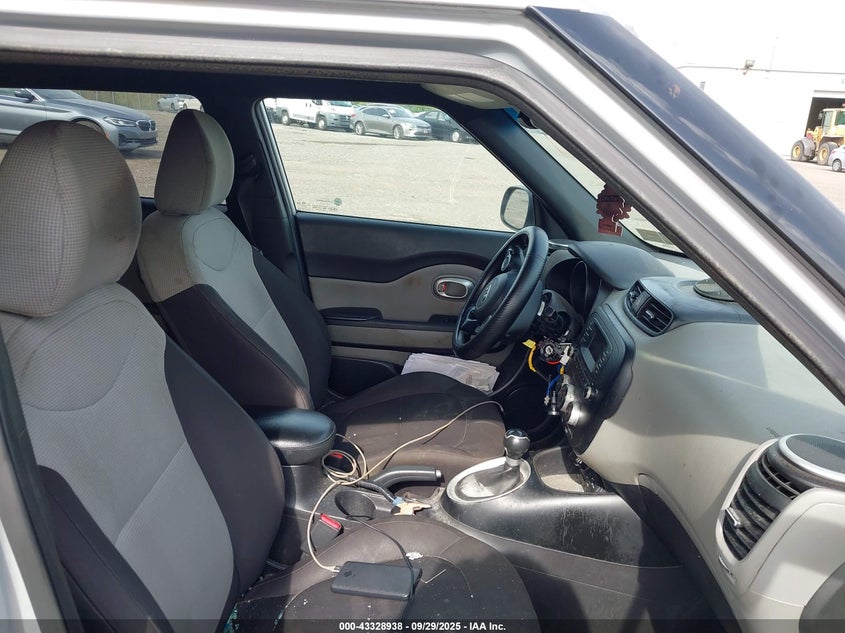 2016 KIA SOUL KNDJN2A20G7844381