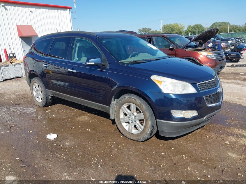 CHEVROLET TRAVERSE 2LT