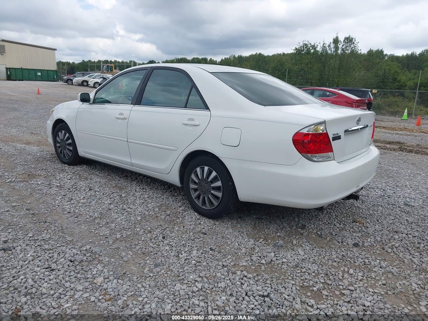 4T1BE32KX6U708425 2006 TOYOTA CAMRY photo no. 3