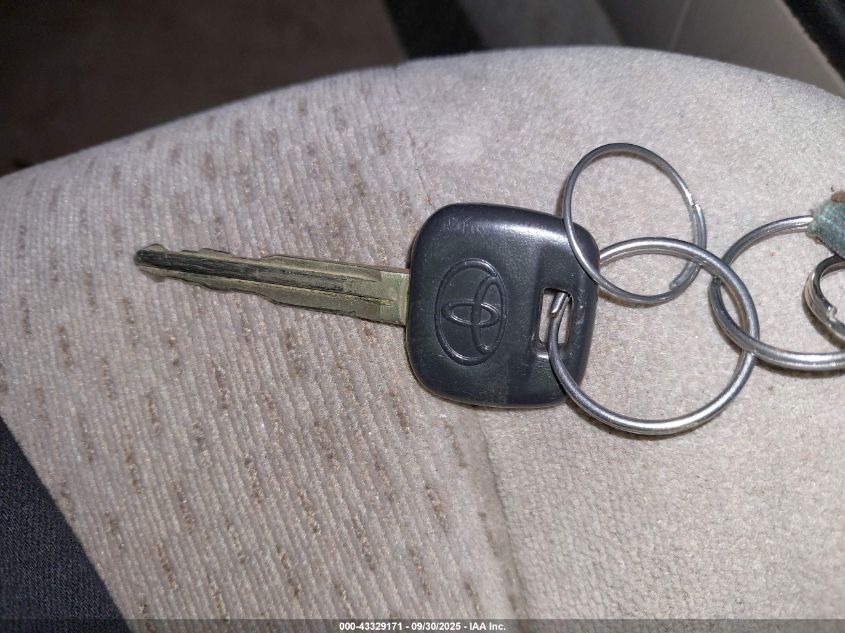 2004 Toyota Camry Le VIN: 4T1BE32K24U301423 Lot: 43329171