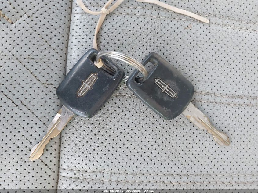 2004 Lincoln Aviator VIN: 5LMEU68H84ZJ01093 Lot: 43329175