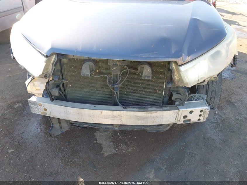 2014 TOYOTA HIGHLANDER XLE V6 - 5TDKKRFH8ES021137