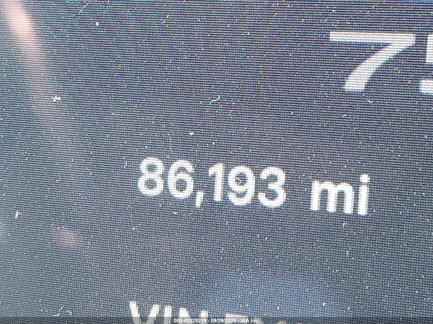 2016 Tesla Model S 60D/70D/75D/85D/90D VIN: 5YJSA1E29GF160993 Lot: 43329219