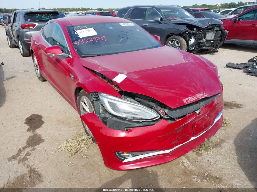 2016 Tesla Model S 60D/70D/75D/85D/90D VIN: 5YJSA1E29GF160993 Lot: 43329219