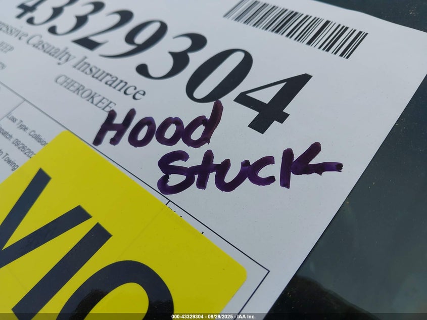 2016 Jeep Cherokee Latitude VIN: 1C4PJMCB2GW268779 Lot: 43329304