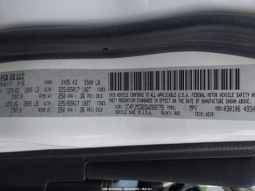 2016 Jeep Cherokee Latitude VIN: 1C4PJMCB2GW268779 Lot: 43329304