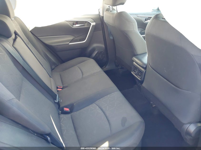 2021 TOYOTA RAV4 HYBRID XLE - 4T3R6RFV5MU012658