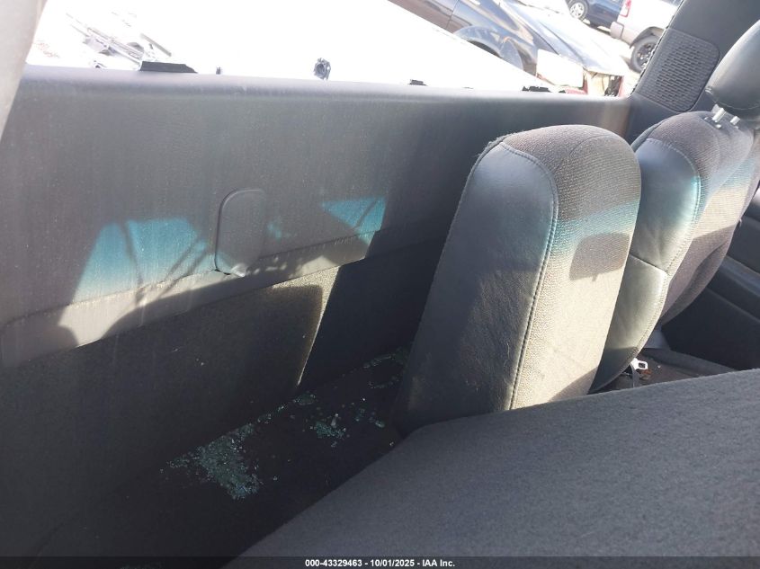 2000 Chevrolet Silverado 1500 VIN: 1GCEC14VXYE110223 Lot: 43329463