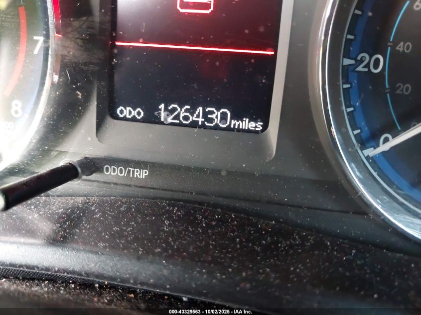 2017 Toyota Corolla Le VIN: 5YFBURHE5HP638392 Lot: 43329563