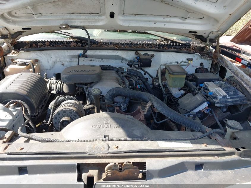 2000 Chevrolet C3500 Hd Chassis VIN: 1GBKC34J0YF493308 Lot: 43329576