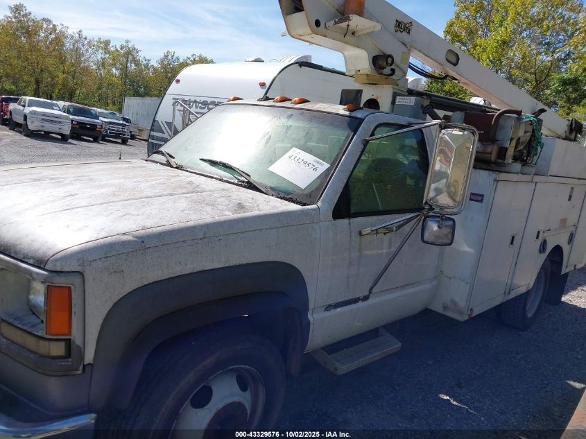 2000 Chevrolet C3500 Hd Chassis VIN: 1GBKC34J0YF493308 Lot: 43329576