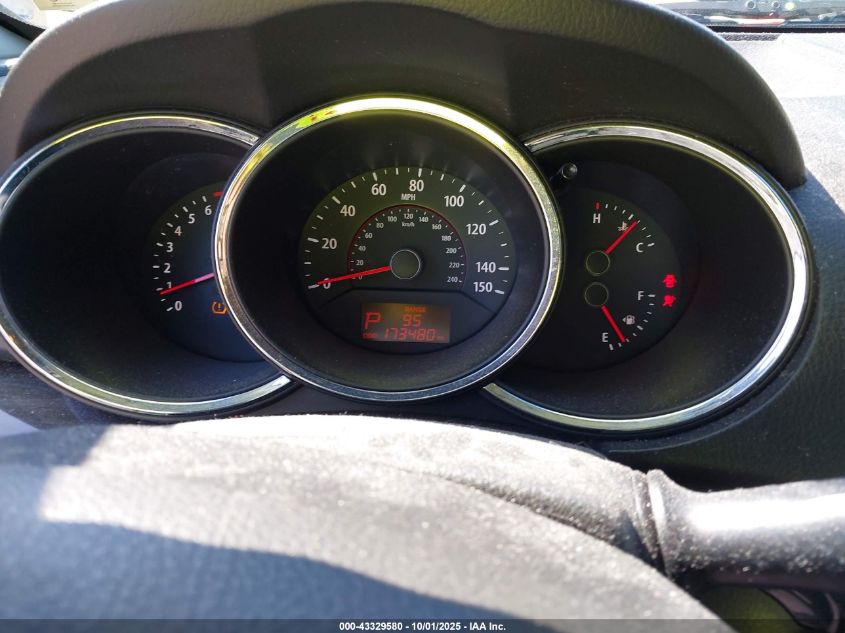 2011 Kia Sorento Lx VIN: 5XYKT3A13BG103158 Lot: 43329580