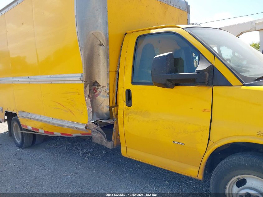 2019 GMC Savana Cutaway Work Van VIN: 7GZ37TCG0KN007610 Lot: 43329582