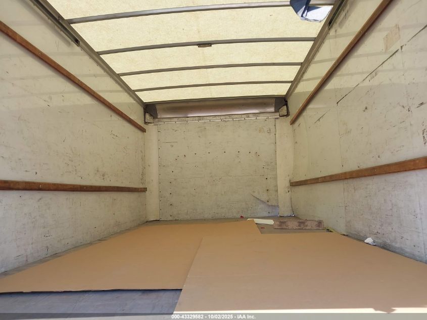 2019 GMC Savana Cutaway Work Van VIN: 7GZ37TCG0KN007610 Lot: 43329582