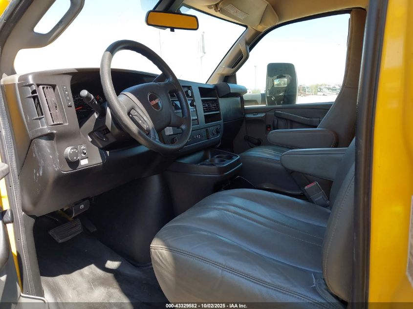 2019 GMC Savana Cutaway Work Van VIN: 7GZ37TCG0KN007610 Lot: 43329582