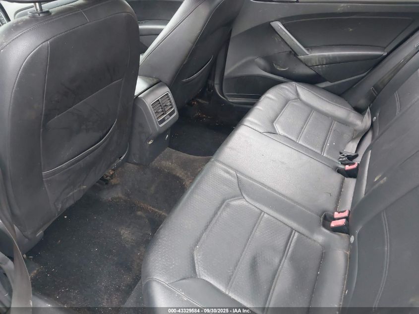 2015 Volkswagen Passat 2.0L Tdi Se VIN: 1VWBV7A32FC072687 Lot: 43329584