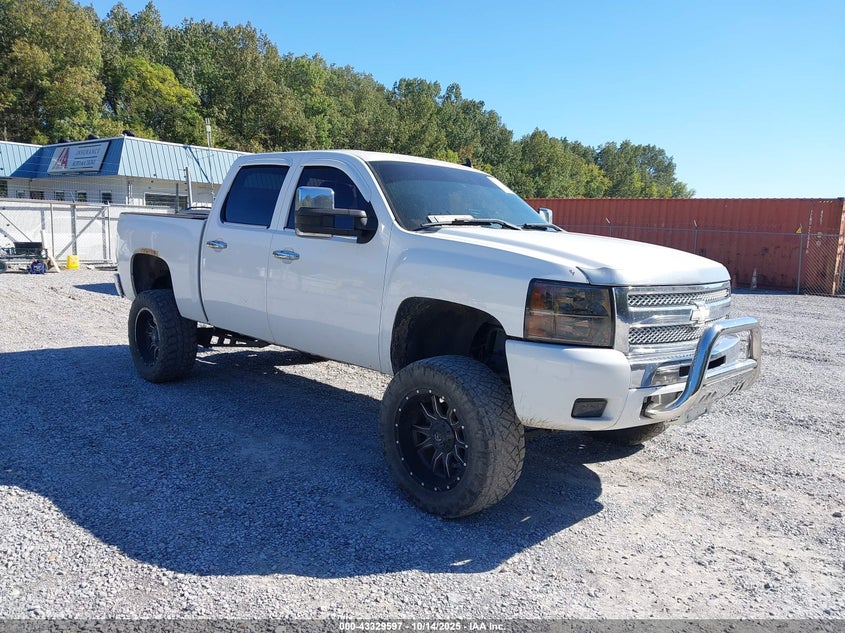 CHEVROLET SILVERADO 1500 LT