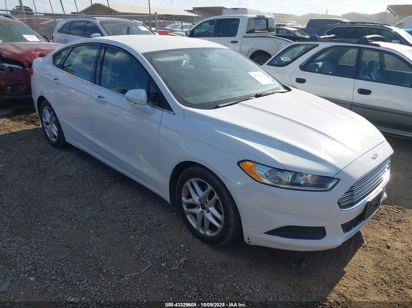 FORD FUSION SE