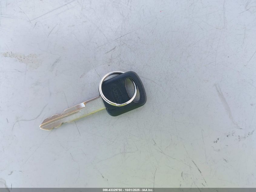 2003 Ford F-250 Xl/Xlt VIN: 3FTNF20L13MB36097 Lot: 43329750