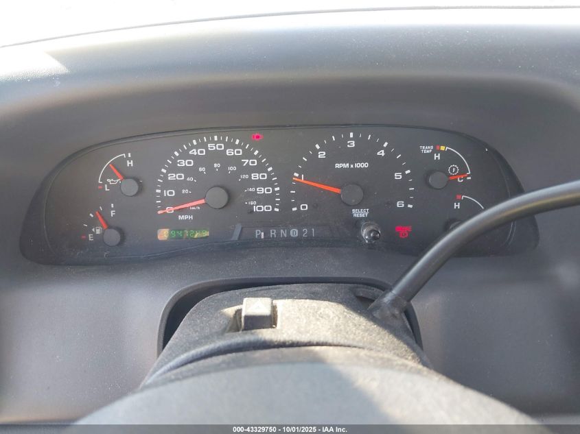 2003 Ford F-250 Xl/Xlt VIN: 3FTNF20L13MB36097 Lot: 43329750